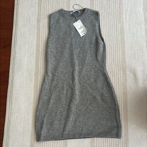 NWT Gray Sleeveless Knit Dress